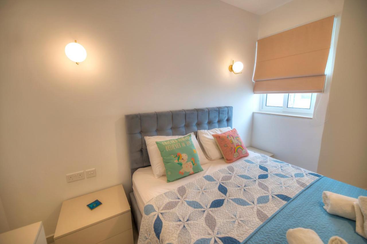 Seaside Apartment In The Heart Of Xlendi Gozo Extérieur photo