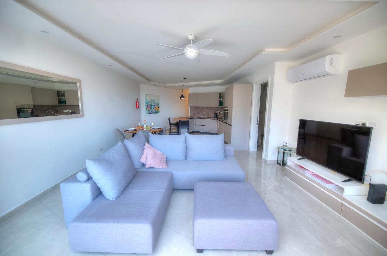 Seaside Apartment In The Heart Of Xlendi Gozo Extérieur photo